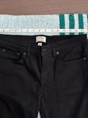 EUC J. Crew 8” Toothpick Skinny Jeans in Black 29R